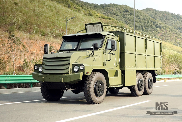 Dongfeng Six Wheel Drive Protective Box Truck_ 6×6 Pointed Head Off-Road Cargo Vehicle_Van Truck Transportation Truck_Dongfeng AWD Export Special Purpose Vehicle