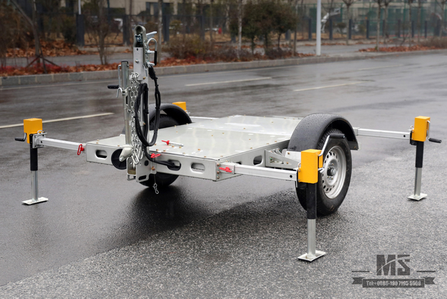 Dongfeng Photovoltaic Panel Trailer RV Chassis_Export Special Purpose Chassis
