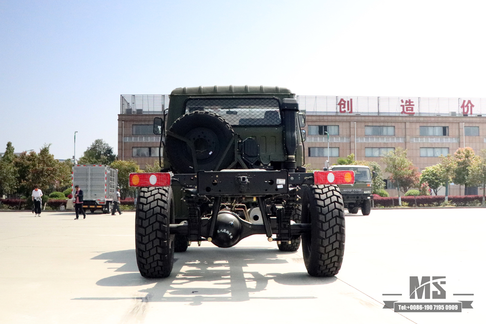 4*4 Dongfeng 2070 Off Road Truck Chassis_ 190hp One and a half 153 Cab Transport Truck Chassis for Sale_Dongfeng Four wheel Drive Export Special Vehicle Chassis