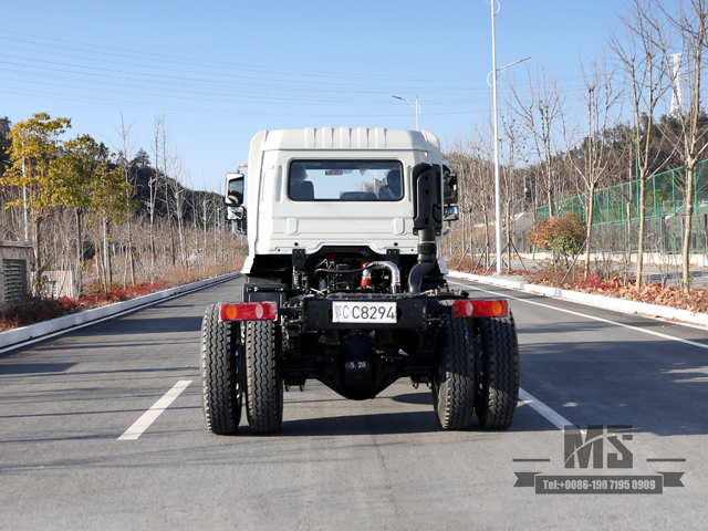 Dongfeng 4*2 Chassis_190HP One and a half Row Flathead Chassis Conversion Manufacturer_Export Special Chassis
