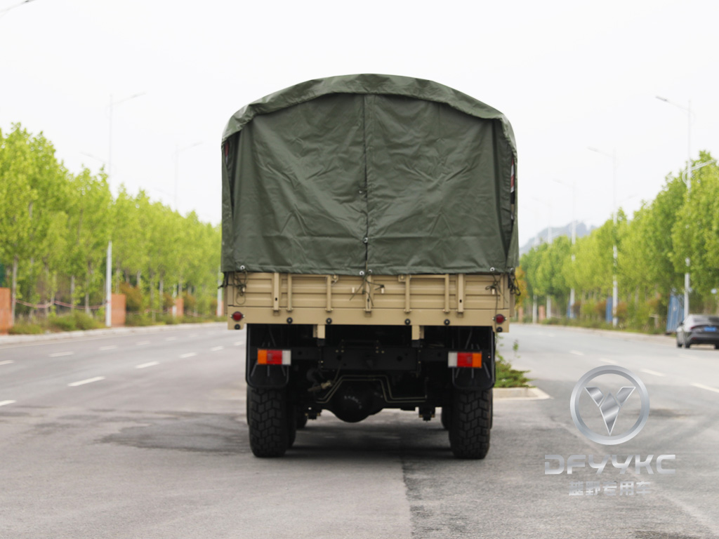 Donggfeng EQ2102N Off-Road Truck – 210HP Double-Row Desert Cargo Vehicle | Export Model | Air Conditioning with Tarpaulin