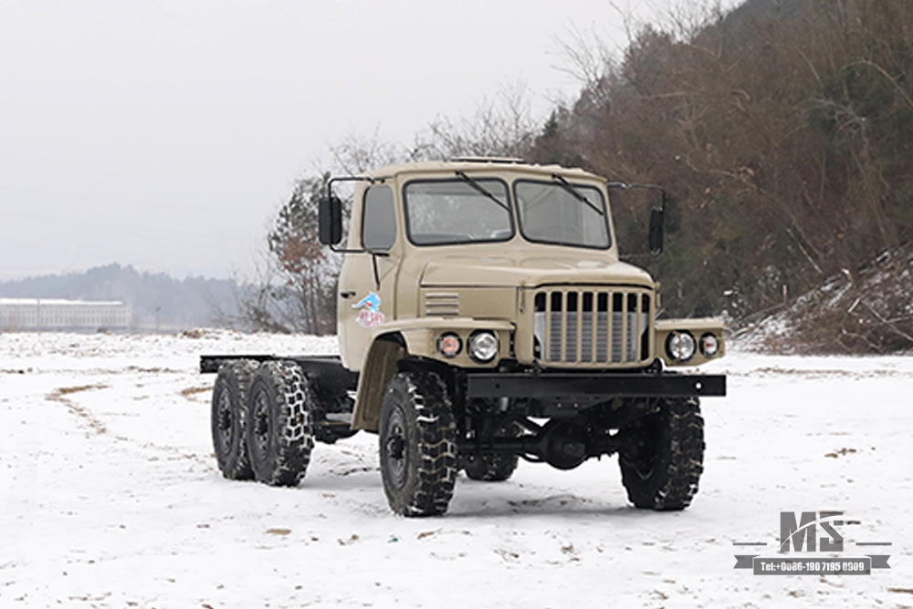 Camel Grey Dongfeng Six-wheel Drive EQ2082 Chassis_ 170 hp EQ2082 Double Glass Off-road 6WD Truck Chassis_240 Transport Truck Chassis_6×6 Truck Export Special Chassis