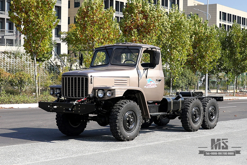 170 hp Champagne Gold EQ2082 Chassis_Dongfeng six-wheel drive off-road truck chassis_Double glass 240 transport vehicle_6×6 pointed 25Y truck export special chassis