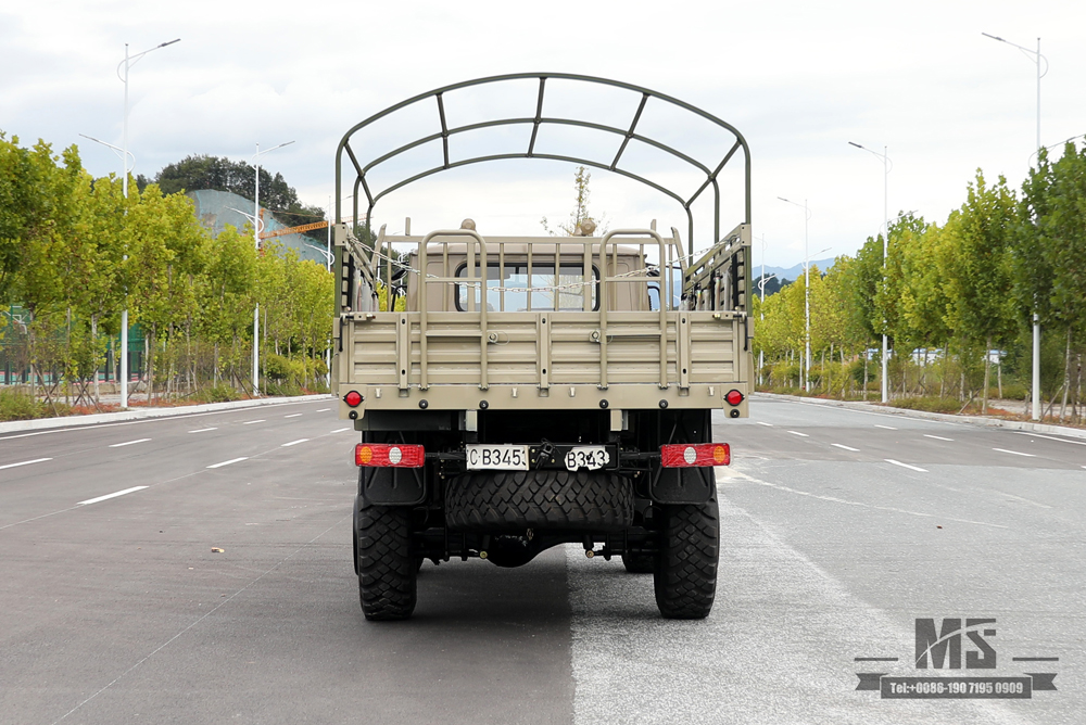 4*4 Dongfeng Cargo Truck_190 hp Long-head 2.5T Off-road Truck with Winch_Four Wheel Drive Long-distance Truck Export Special Purpose Vehicle