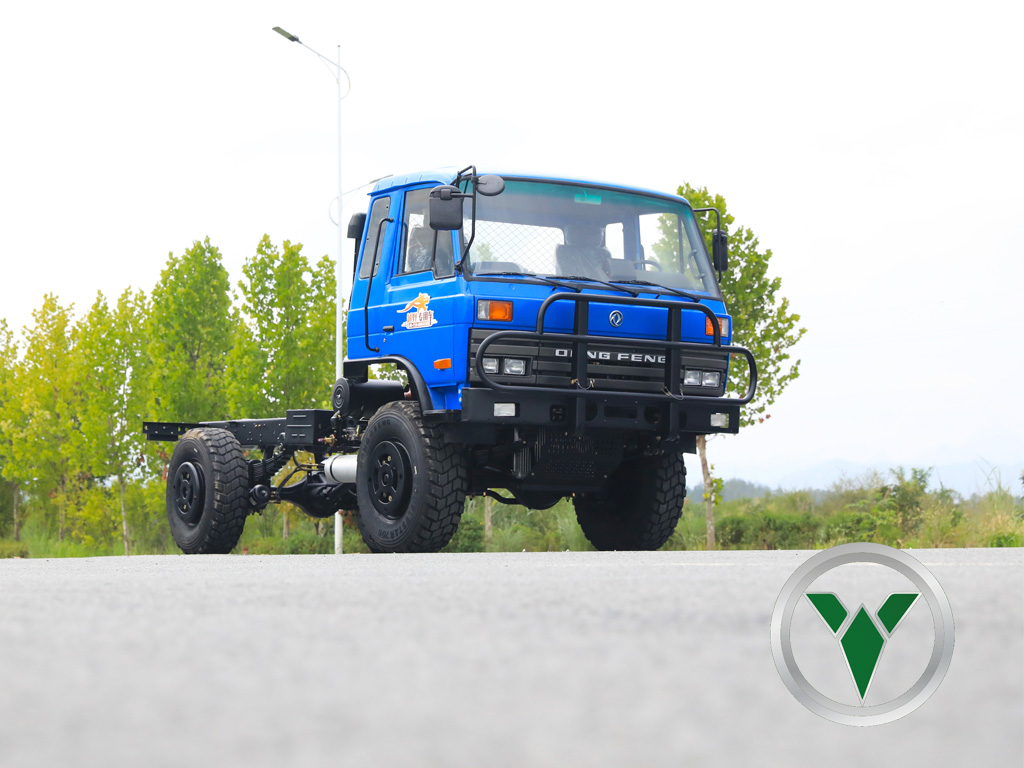 Dongfeng EQ2070 4x4 Truck chassis | 190HP 4×4Double Row Cab (EQ246) for Special Purpose & Export