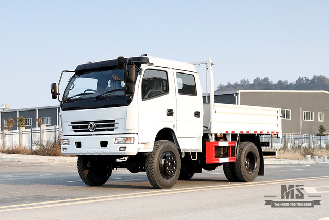 Dongfeng Four Wheel Drive Light Cargo Truck_4*4 Double Row Small Transport Truck_Dongfeng 4WD Export Special Truck