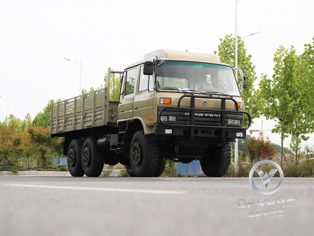 Donggfeng EQ2102N Off-Road Cargo Truck – 210HP Double-Row Desert Cargo Vehicle | Export Model | Air Conditioning with Tarpaulin
