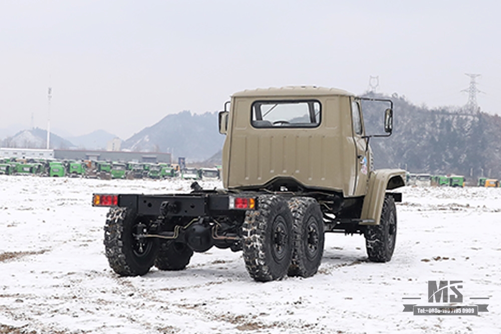 Camel Grey Dongfeng Six-wheel Drive EQ2082 Chassis_ 170 hp EQ2082 Double Glass Off-road 6WD Truck Chassis_240 Transport Truck Chassis_6×6 Truck Export Special Chassis