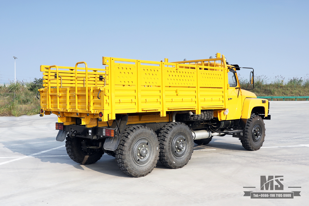 6*6 Dongfeng EQ2082 Pointed Truck_Six-wheel drive 170 hp EQ240 Off-road Truck Transport Vehicle_25Y Truck Export Special Vehicle