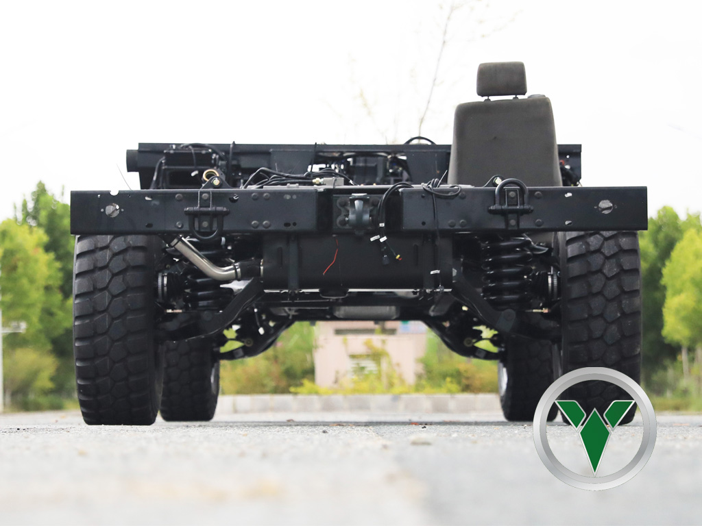 Custom Class 3 Off-Road Chassis | 4WD Independent Suspension & Dual Fuel Tank Systems