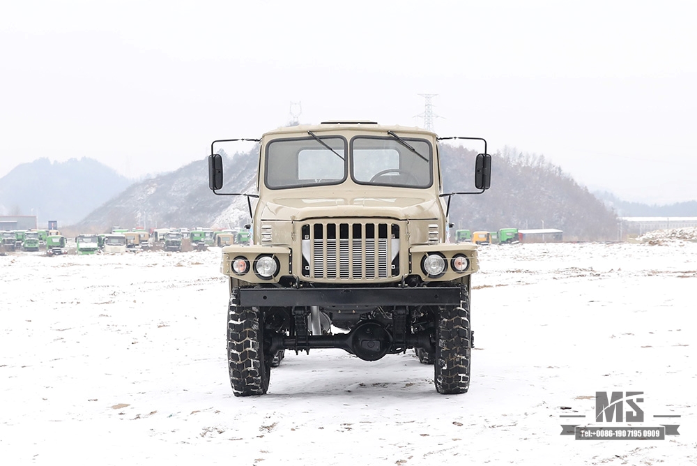 Camel Grey Dongfeng Six-wheel Drive EQ2082 Chassis_ 170 hp EQ2082 Double Glass Off-road 6WD Truck Chassis_240 Transport Truck Chassis_6×6 Truck Export Special Chassis