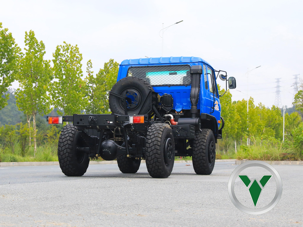 Dongfeng EQ2070 4x4 Truck chassis | 190HP 4×4Double Row Cab (EQ246) for Special Purpose & Export