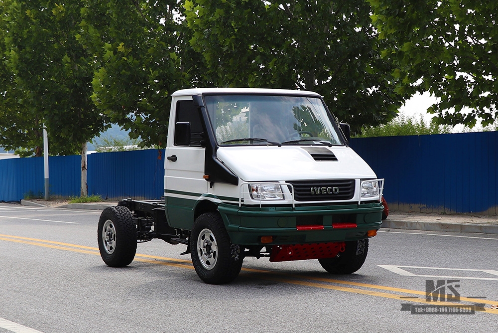 113hp Four Wheel Drive Iveco Chassis Small 4*4 Off Road Iveco Short Head Multifunctional Chassis 4WD Export Special Vehicle Chassis Customised Conversion