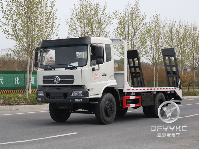 Dongfeng Flat-topped Semi-cab | Excavator Transport Vehicle | Excavator Towing Flatbed Truck Hook Machine Board | Hydraulic Ladder Truck Tandem Trailer | 
