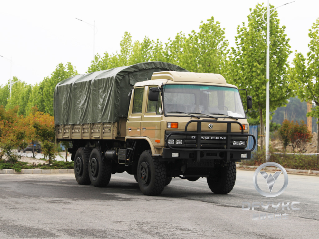 Donggfeng EQ2102N Off-Road Truck – 210HP Double-Row Desert Cargo Vehicle | Export Model | Air Conditioning with Tarpaulin