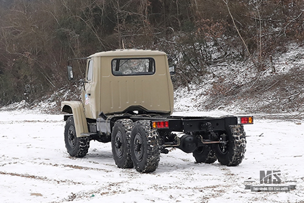 Camel Grey Dongfeng Six-wheel Drive EQ2082 Chassis_ 170 hp EQ2082 Double Glass Off-road 6WD Truck Chassis_240 Transport Truck Chassis_6×6 Truck Export Special Chassis