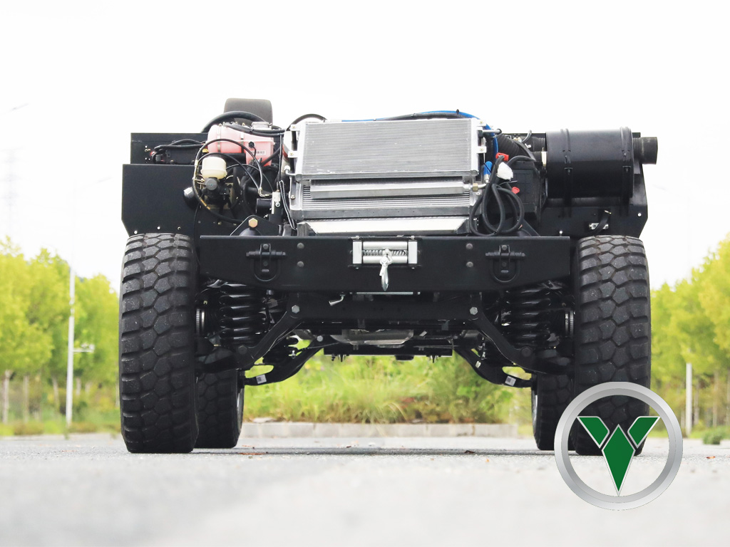 Custom Class 3 Off-Road Chassis | 4WD Independent Suspension & Dual Fuel Tank Systems