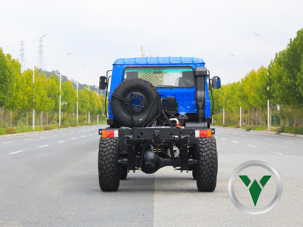 Dongfeng EQ2070 4x4 Truck chassis | 190HP 4×4Double Row Cab (EQ246) for Special Purpose & Export