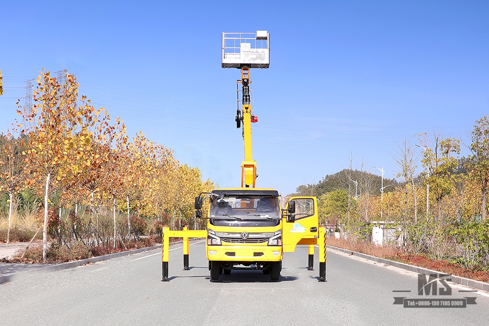 Dongfeng 4*2 Light Truck Tip Off-road Lifting Truck_Small trimming Sanitation Lifting Truck_Export Special Micro Vehicle