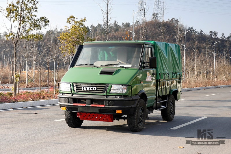 Iveco Four Wheel Drive Truck Green 4*4 Off Road Iveco Short Head Small Vehicle 4WD Export Special Vehicle Customised Conversion
