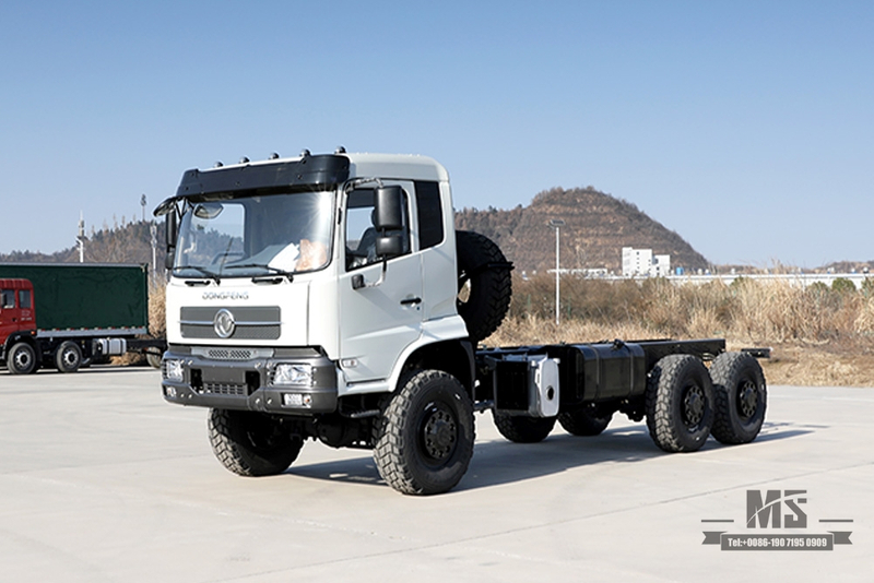 Dongfeng Six wheel Drive Chassis_6*6 YC6A260 Flathead Head Truck Chassis for Sale_Dongfeng Export Special Vehicle Chassis