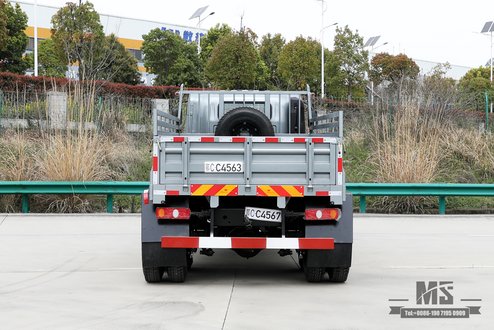 Dongfeng EQ2082 Six Wheel Drive Truck_ 6WD 170hp Flathead "Bobcat" Small Non-off-road tire EQ240 Truck Configuration_6*6 Export Special Vehicle Manufacturer
