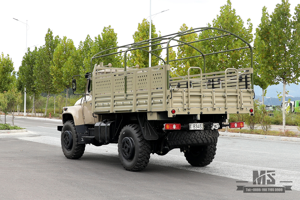 4*4 Dongfeng Cargo Truck_190 hp Long-head 2.5T Off-road Truck with Winch_Four Wheel Drive Long-distance Truck Export Special Purpose Vehicle