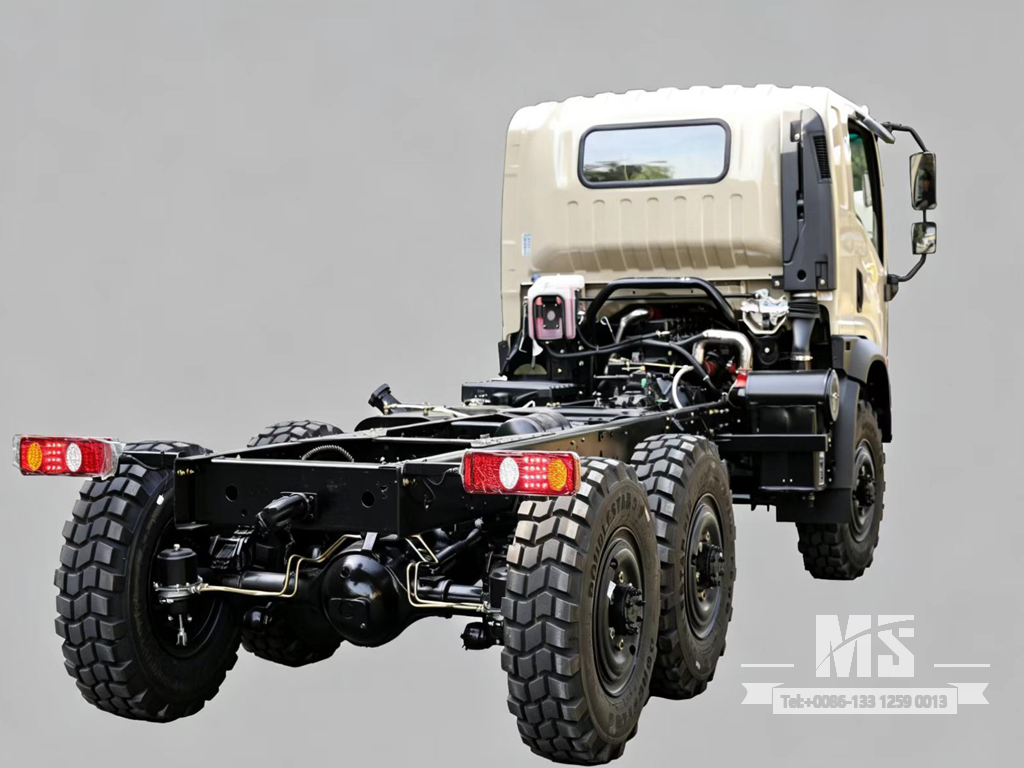 Dongfeng 6&times;6 EQ2082 Chassis_6*6 190hp Flat Head Truck Six Wheel Drive Chassis for Sale_Export Special Vehicle Chassis 