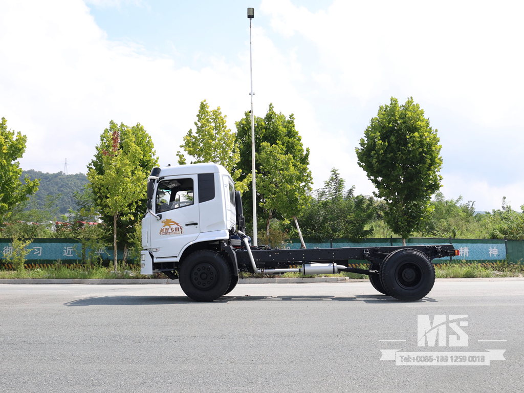 Dongfeng 4&times;2 Flathead Dump Truck Chassis/Special Vehicle Refit Chassis for Export