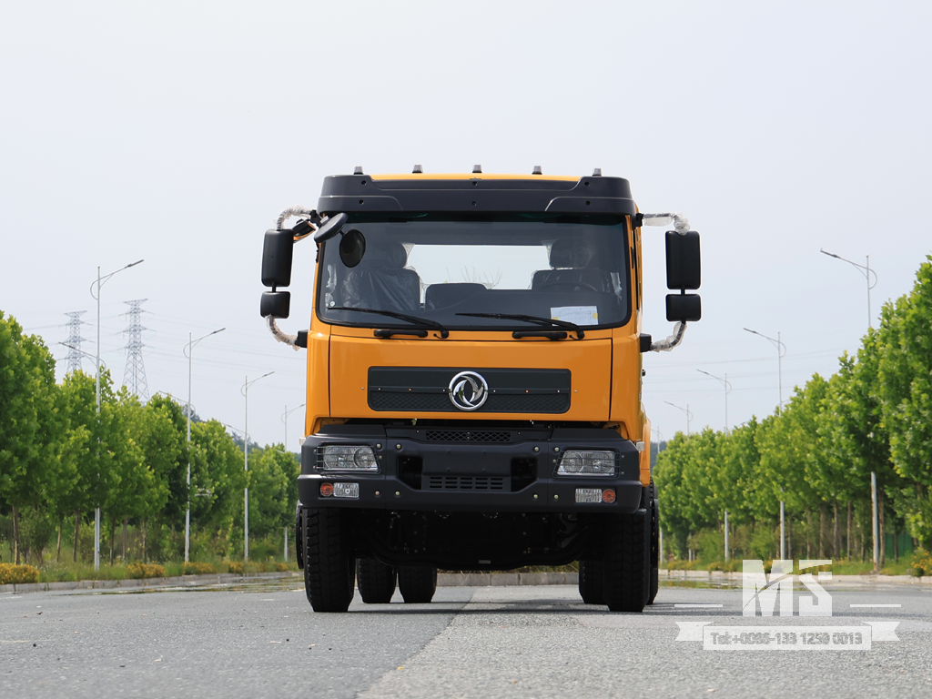 Dongfeng 4&times;4 Flathead Truck Chassis_4*4 260hp Flat Head Truck Four Wheel Drive Chassis for Sale_ Special Export Trucks Chassis 