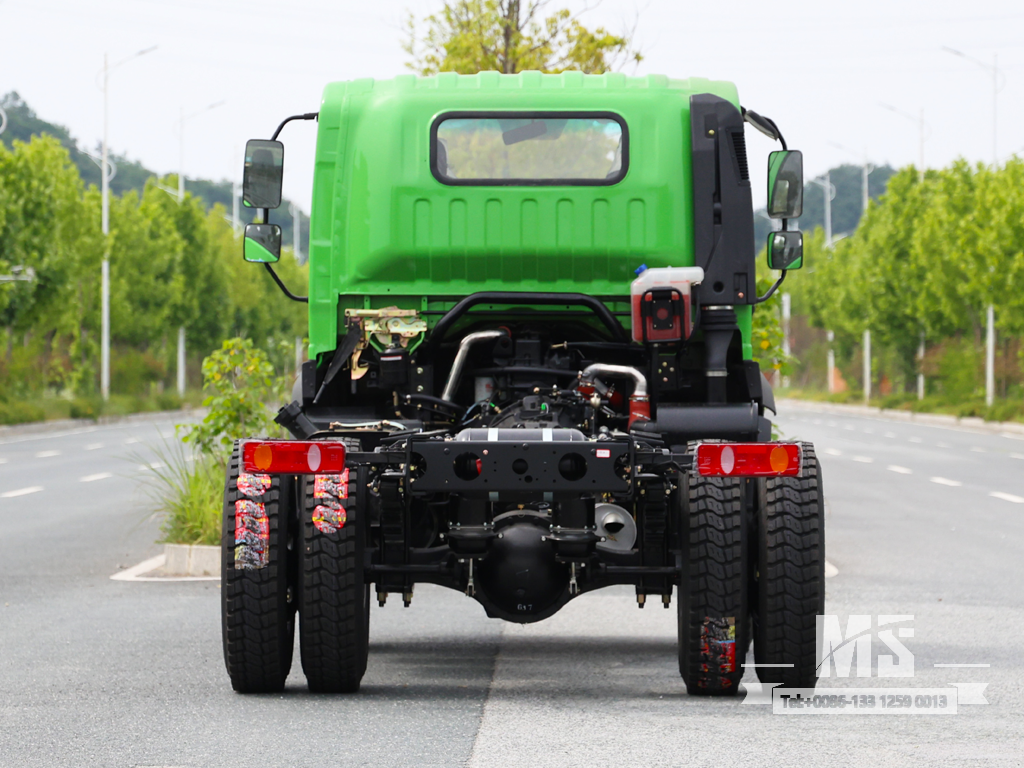 Dongfeng 4&times;4 Chassis_4*4 170hp Flat Head Truck Four Wheel Drive Chassis for Sale_Export Special Vehicle Chassis 