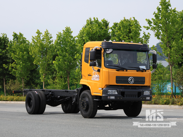 Dongfeng 4&times;4 Flathead Truck Chassis_4*4 260hp Flat Head Truck Four Wheel Drive Chassis for Sale_ Special Export Trucks Chassis 