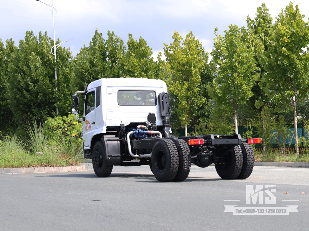 Dongfeng 4&times;2 Flathead Dump Truck Chassis/Special Vehicle Refit Chassis for Export