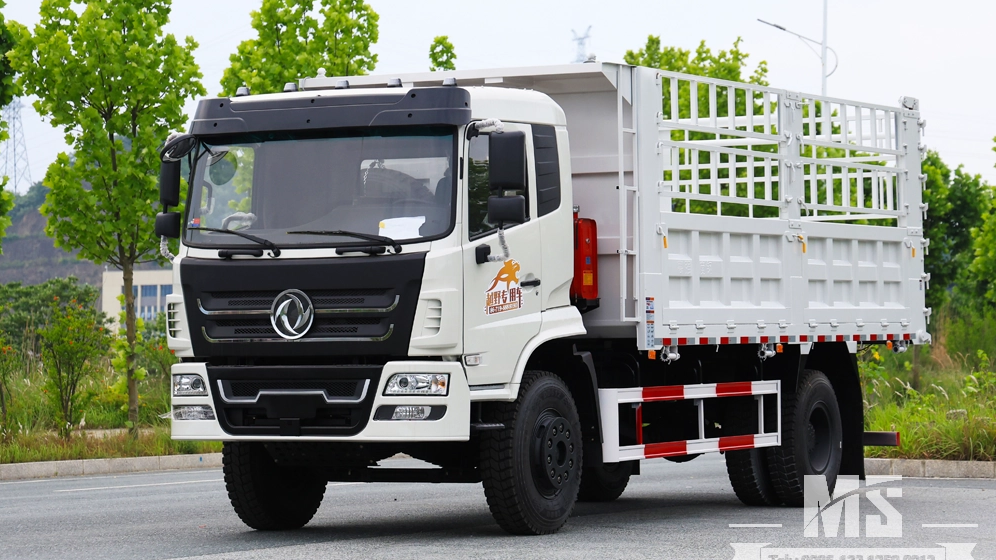 New Dongfeng 4&times;2 Stake‑Body Tipper for Export