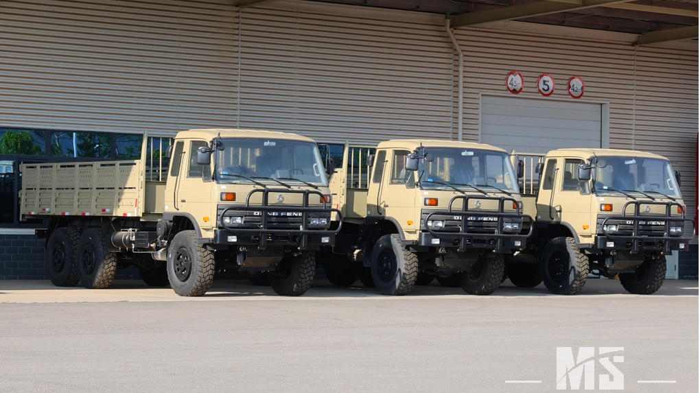Hubei Off‑Road Special Vehicle Completes Batch Export of Dongfeng EQ2102 6&times;6 Off‑road Trucks